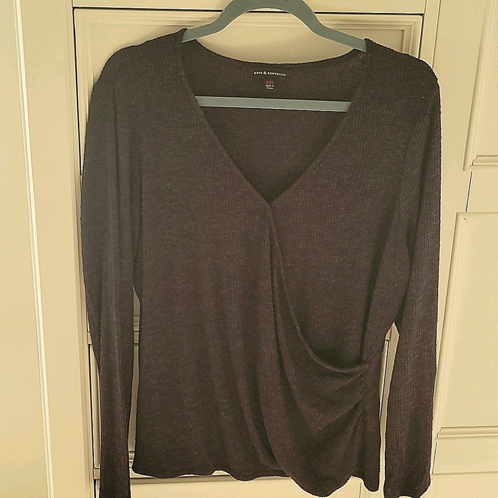 Long sleeve shirt